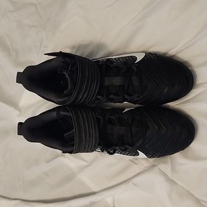 Nike Men's Football Cleats